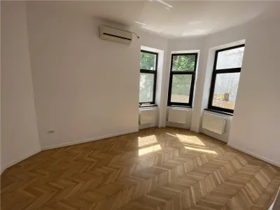 Villa for Rent in Capital's Prestigious Area, Residential/Office - foto 8