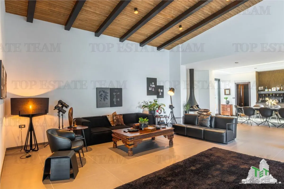 Casa Moderna de 5 Dormitorios en Corbeanca con Instalación de Piscina - foto 15