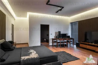 Casa Moderna de 5 Dormitorios en Corbeanca con Instalación de Piscina - foto 23