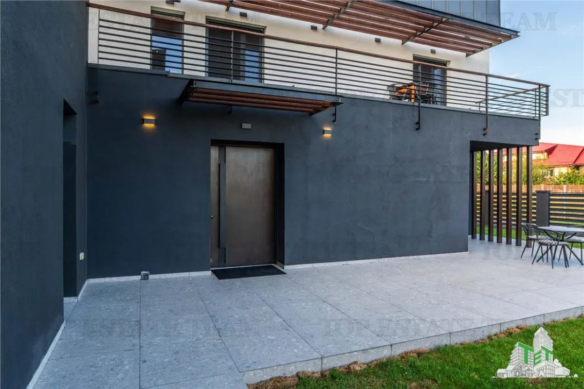 Casa Moderna de 5 Dormitorios en Corbeanca con Instalación de Piscina - foto 7