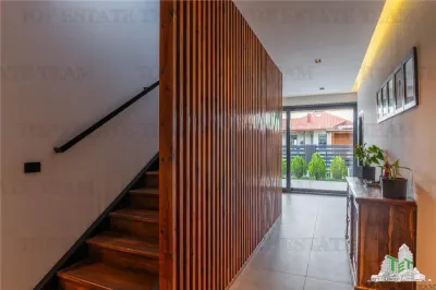 Casa Moderna de 5 Dormitorios en Corbeanca con Instalación de Piscina - foto 8