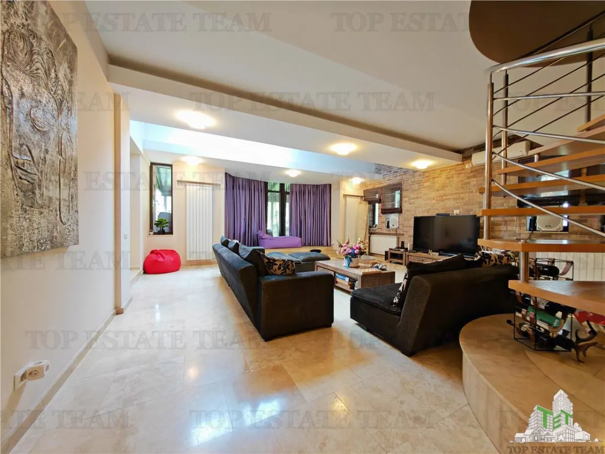 Villa Elegante en Venta en Corbeanca – 1000 m² de Terreno, Estilo y Tranquilidad - foto 3