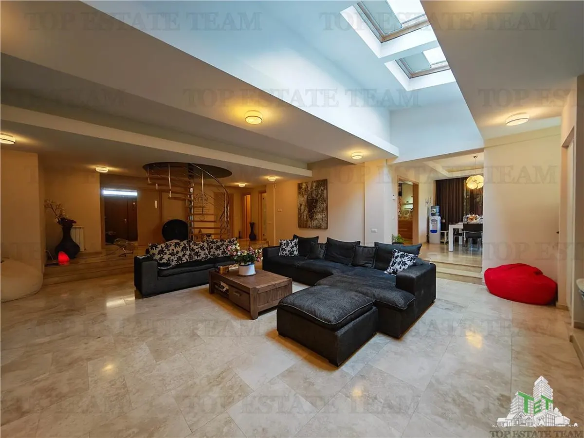 Villa Elegante en Venta en Corbeanca – 1000 m² de Terreno, Estilo y Tranquilidad - foto 7