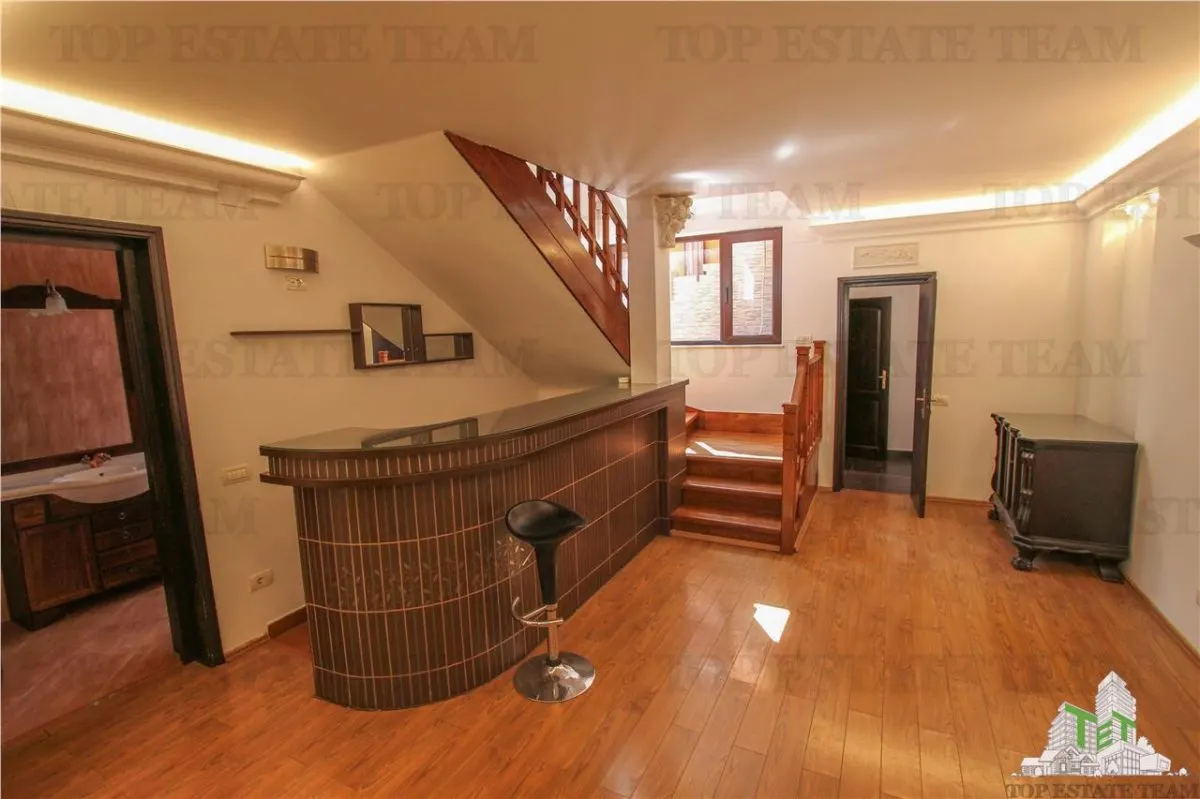 Villa Encantadora para Residencia/Oficina en Dorobanți - foto 1