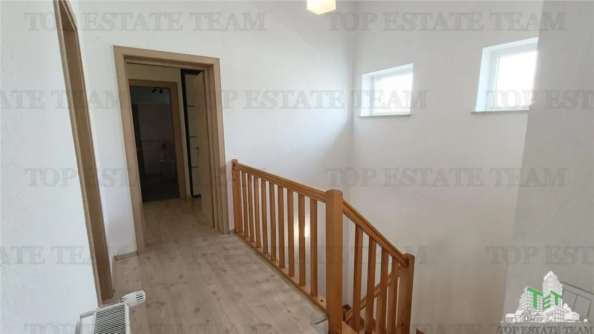 Casa Unifamiliar en Venta en Otopeni - foto 13