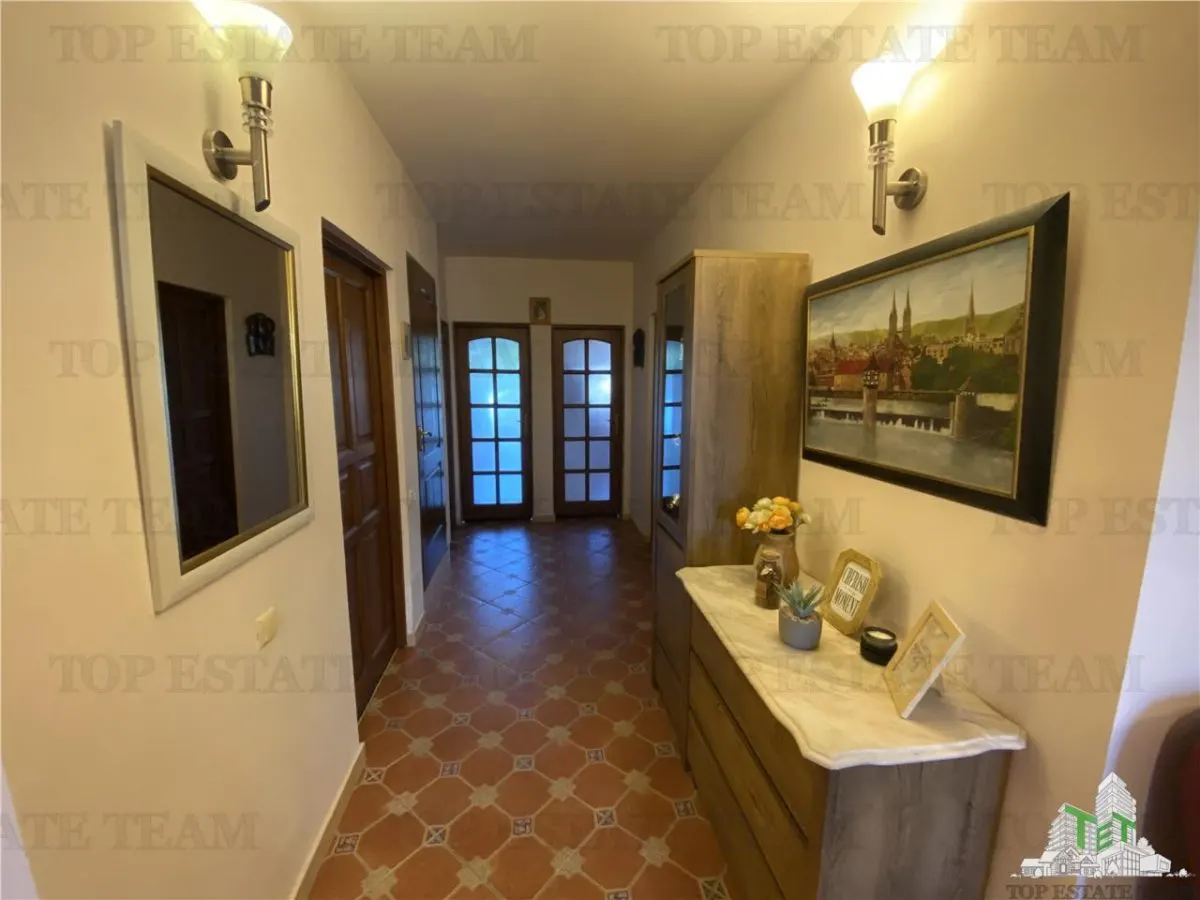 Villa Multifonctionnelle à Fundeni-Dobroesti – Résidence, Investissement ou Affaires - foto 4