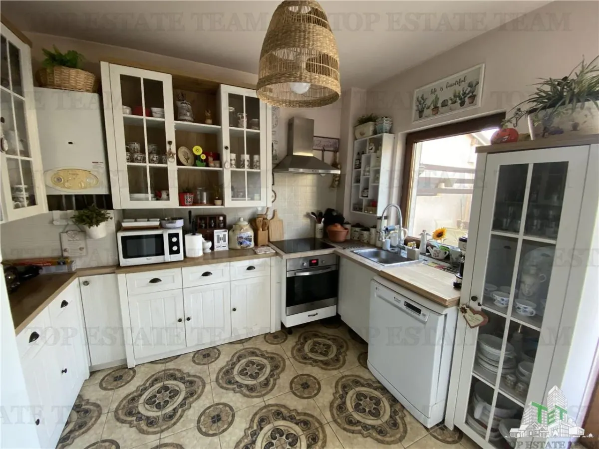 Villa Multifonctionnelle à Fundeni-Dobroesti – Résidence, Investissement ou Affaires - foto 9