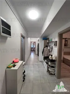 3-Bedroom Apartment, Fully Furnished, Parking Available, 87 sqm, Prelungirea Ghencea - foto 7