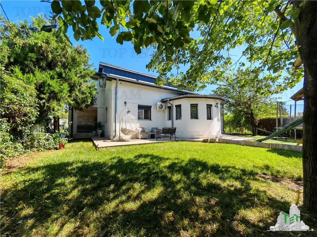 Villa Moderna en Venta en Corbeanca, Terreno de 600m² - foto 1