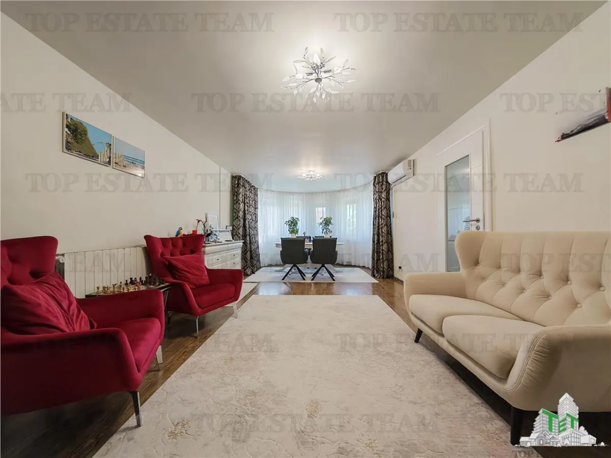 Villa Moderna en Venta en Corbeanca, Terreno de 600m² - foto 3