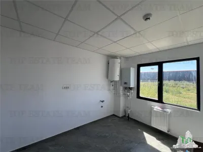 Halle Industrielle, 1.024 m² Terrain, 421 m² Utiles, Panneaux Solaires 46kW, Domnești - foto 20