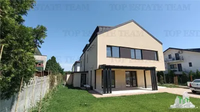 Villa Excepcional en Venta en Otopeni - foto 2