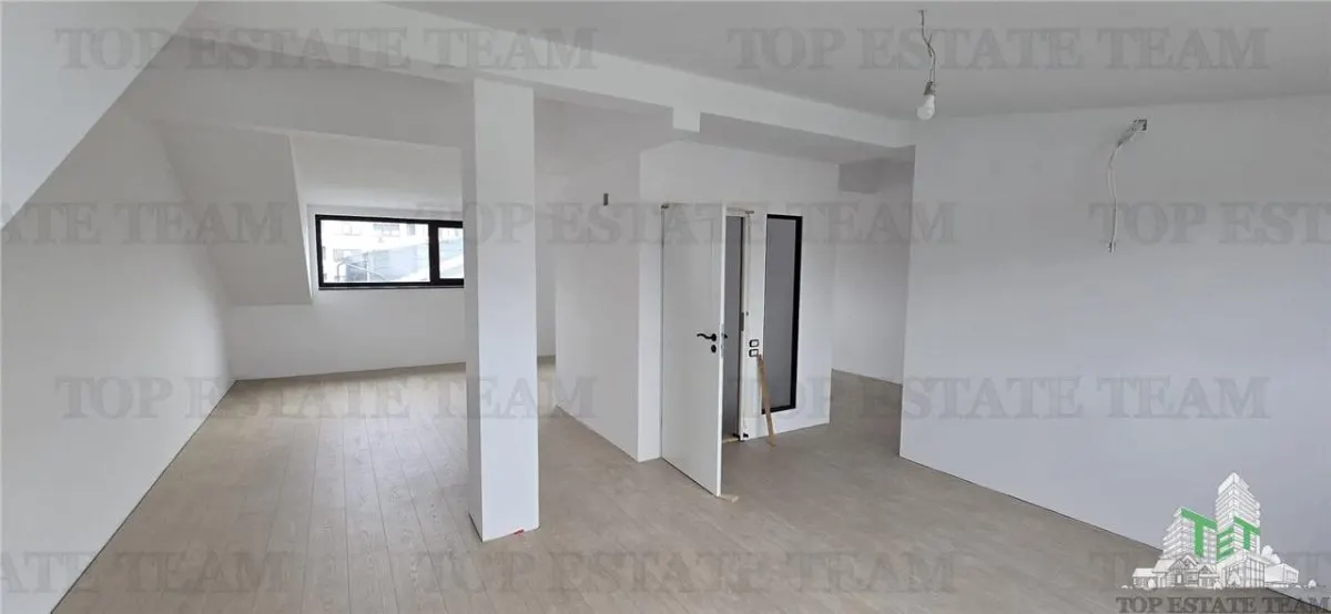 Villa Excepcional en Venta en Otopeni - foto 12