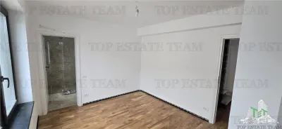Villa Excepcional en Venta en Otopeni - foto 21