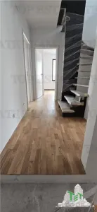 Villa Excepcional en Venta en Otopeni - foto 8