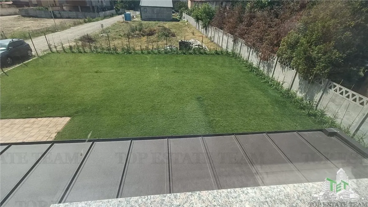 Villa Excepcional en Venta en Otopeni - foto 1