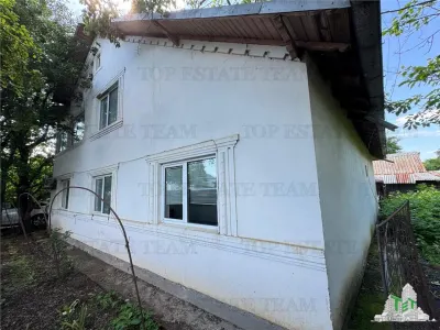 House for Sale - Movilita, Ialomita County - 2000 sqm Land, Boulevard Frontage - Movilita