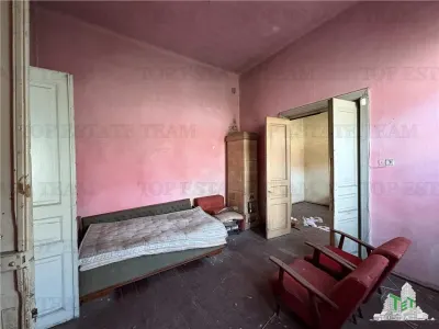 Maison de Caractère Historique avec Potentiel de Restauration, Zone ICIL, Constanța - foto 13