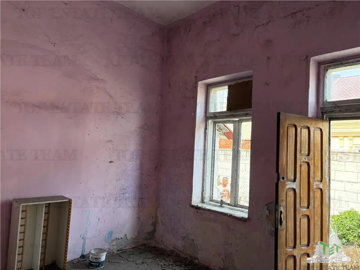 Maison de Caractère Historique avec Potentiel de Restauration, Zone ICIL, Constanța - foto 17