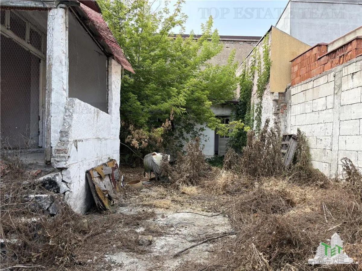 Maison de Caractère Historique avec Potentiel de Restauration, Zone ICIL, Constanța - foto 18