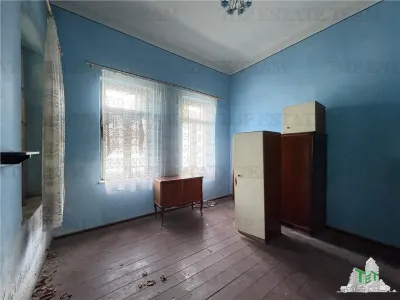 Maison de Caractère Historique avec Potentiel de Restauration, Zone ICIL, Constanța - foto 9