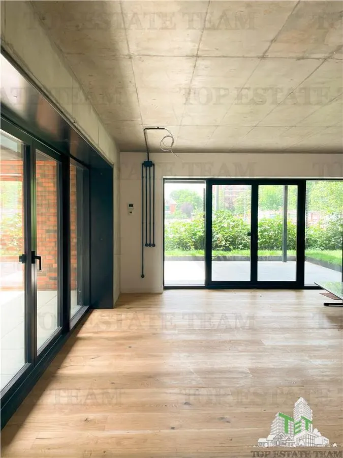 Apartamento de Tres Dormitorios con Jardín Privado de 80 m² - foto 1