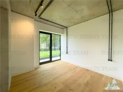 Apartamento de Tres Dormitorios con Jardín Privado de 80 m² - foto 4