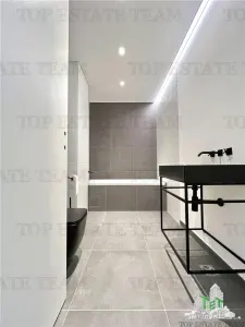 Appartement 2 Pièces Style Loft avec Jardin Privé - foto 7