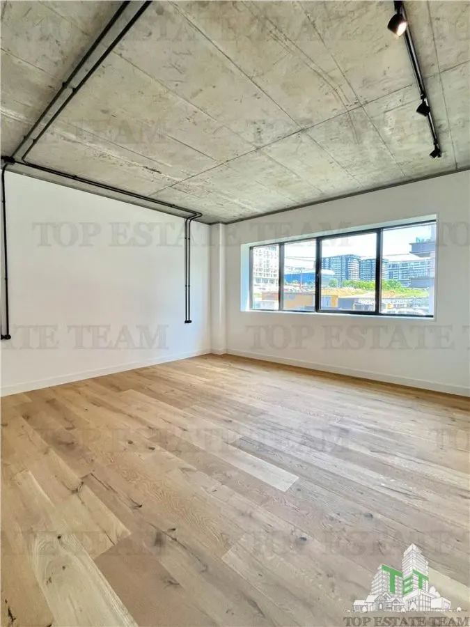 Appartement 2 Pièces Style Loft avec Jardin Privé - foto 9