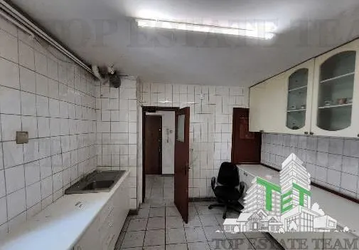 Appartement Spacieux de 3 Pièces à Vendre dans le Quartier Bucur Obor - foto 6