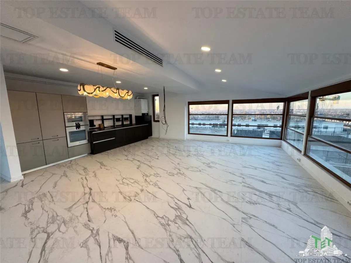 Penthouse en Venta en Pipera, Terraza de 210 metros - foto 3