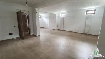 Casa Dúplex en Venta en Otopeni - foto 2