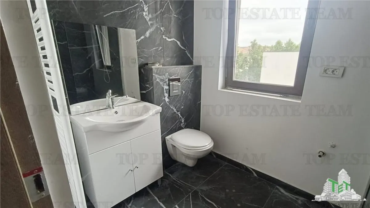 Casa Dúplex en Venta en Otopeni - foto 12