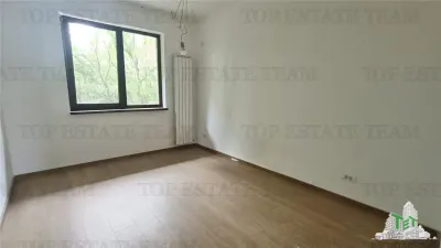 Casa Dúplex en Venta en Otopeni - foto 9