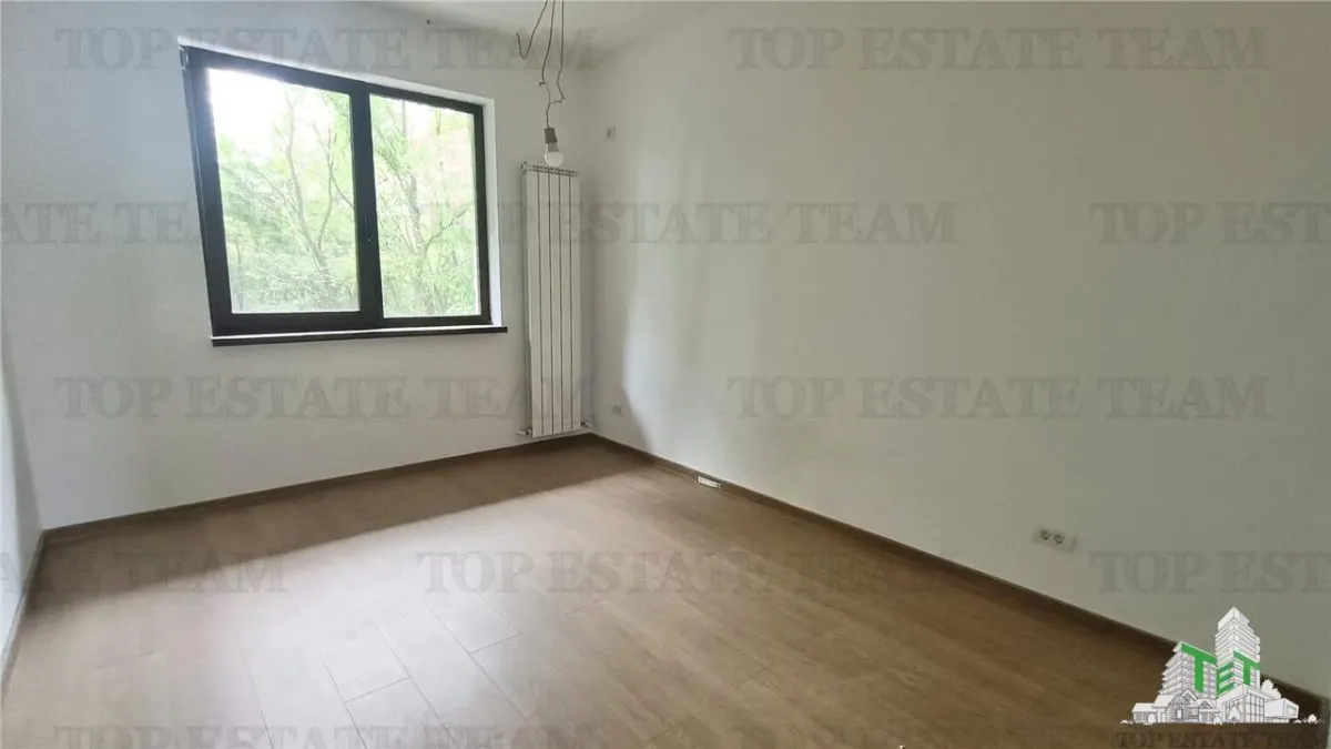 Casa Dúplex en Venta en Otopeni - foto 9