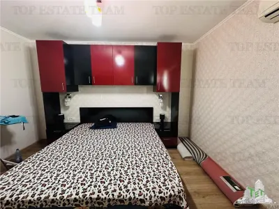 Villa Excepcional 360 sqm, Parcela 524 sqm, 6 Dormitorios, Planta + 1 + Buhardilla, ROSU - foto 21