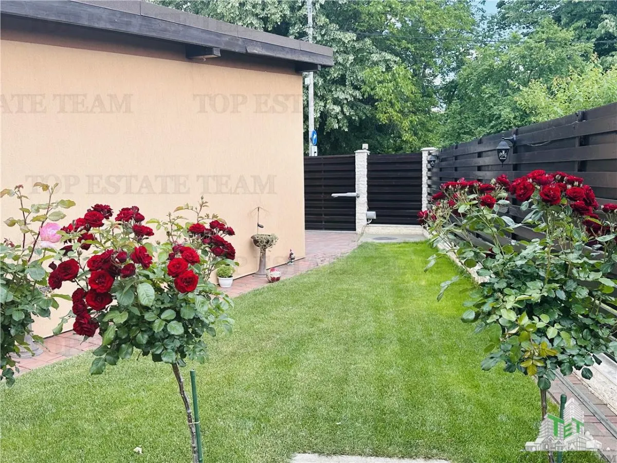 Villa Excepcional 360 sqm, Parcela 524 sqm, 6 Dormitorios, Planta + 1 + Buhardilla, ROSU - foto 10
