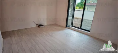 Spacious 3-bedroom apartment with private courtyard, 115 sqm, underfloor heating, Drumul Taberei - foto 8