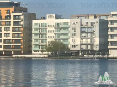 Operational Hotel and Restaurant on Lake Siutghiol, Mamaia - Mamaia