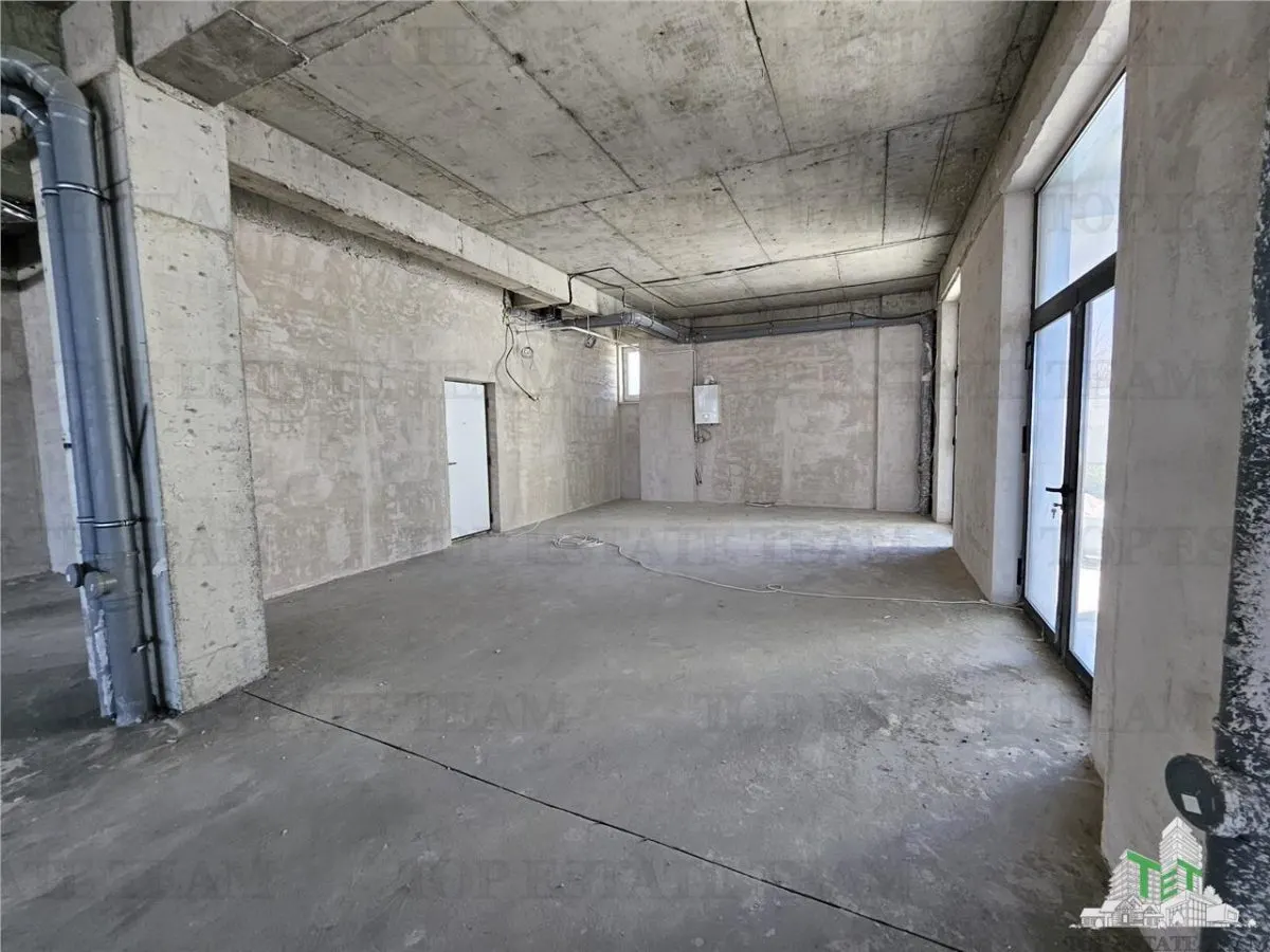 Prime Seafront Commercial Space, Mamaia Nord, Constanța – High-Traffic Zone - foto 8
