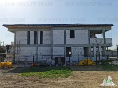 Unfinished House, Investment Opportunity, Valu lui Traian - foto 4
