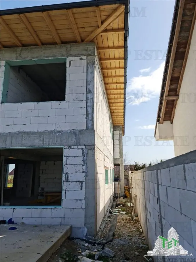 Unfinished House, Investment Opportunity, Valu lui Traian - foto 5