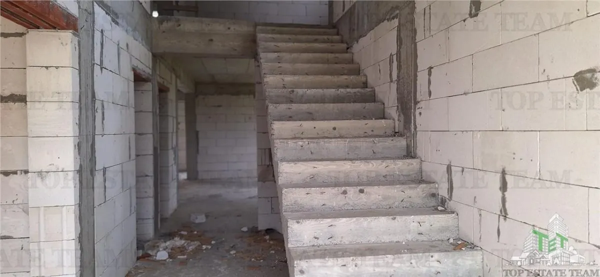 Unfinished House, Investment Opportunity, Valu lui Traian - foto 6