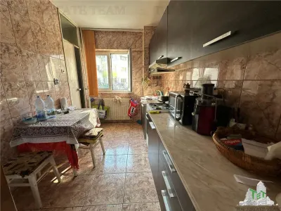 Apartamento 3 Dormitorios en Venta Cerca Metro Aurel Vlaicu, Aviatiei, Bucuresti - foto 9