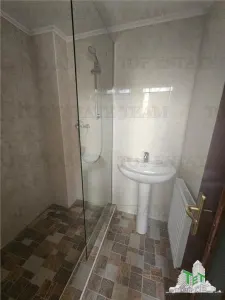 Investment Building €2,100/month in Militari - foto 14