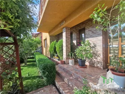 Villa de Lujo 5 Dormitorios con Jardín Excepcional, Centro Domnesti - foto 19