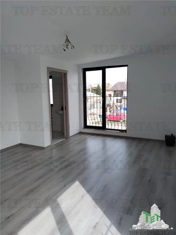 5-Bedroom Villa with 2 Terraces, 4 Parking Spaces in Cornetu, Ilfov - foto 11