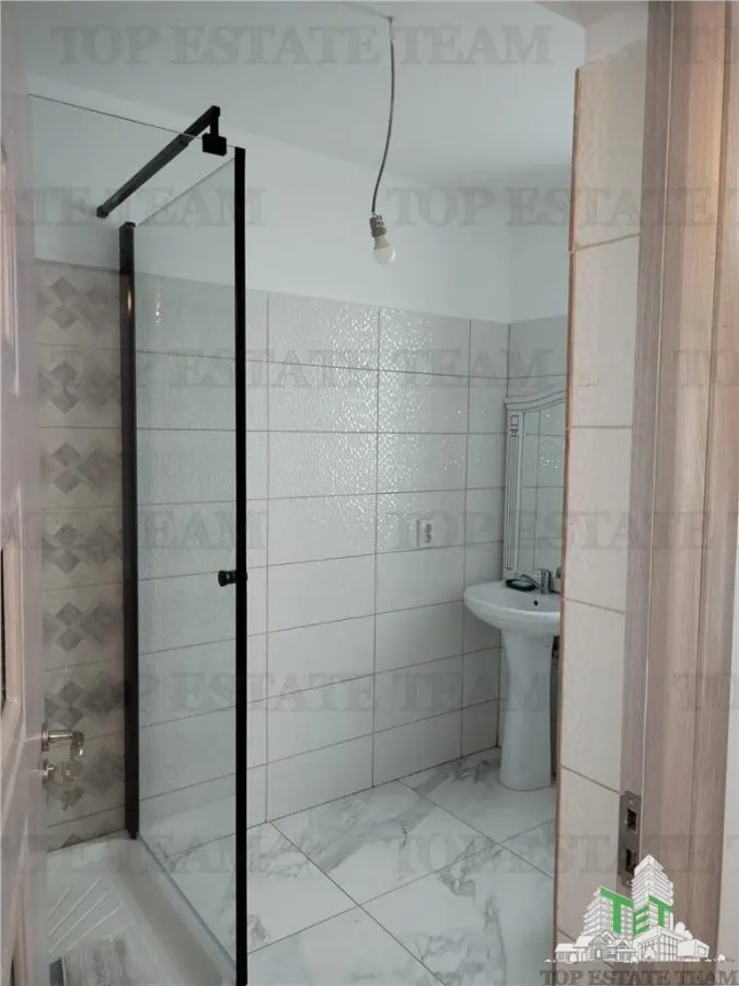 5-Bedroom Villa with 2 Terraces, 4 Parking Spaces in Cornetu, Ilfov - foto 14