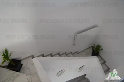 5-Bedroom Villa with 2 Terraces, 4 Parking Spaces in Cornetu, Ilfov - foto 4