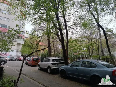 Appartement Trois Chambres à Vendre, Ion Mihalache, Bucarest - foto 13